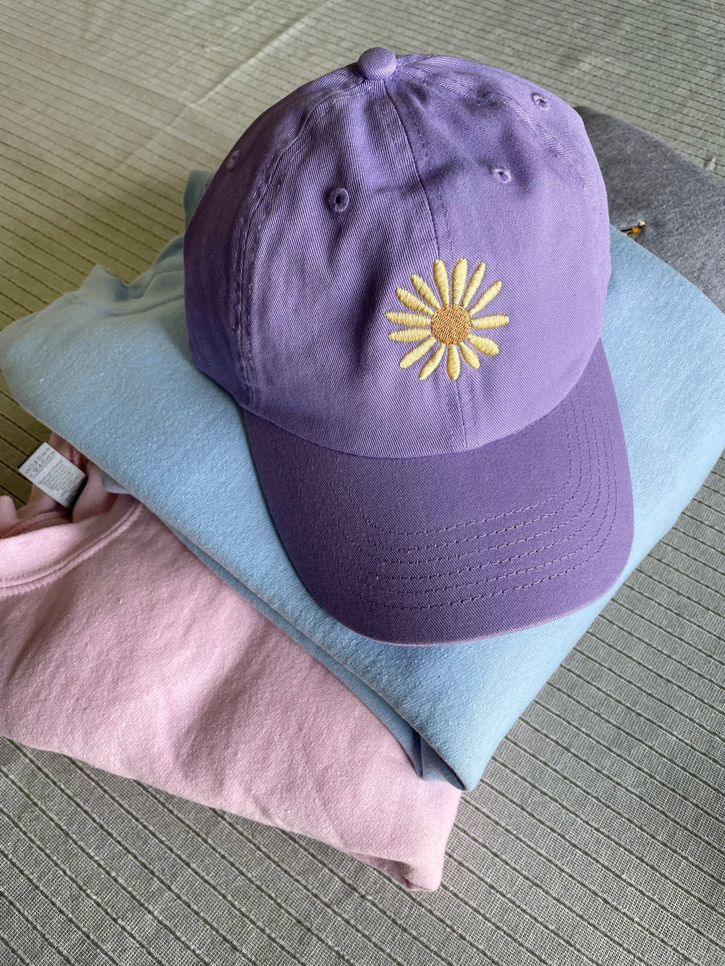 Daisy Embroidered Baseball Hat