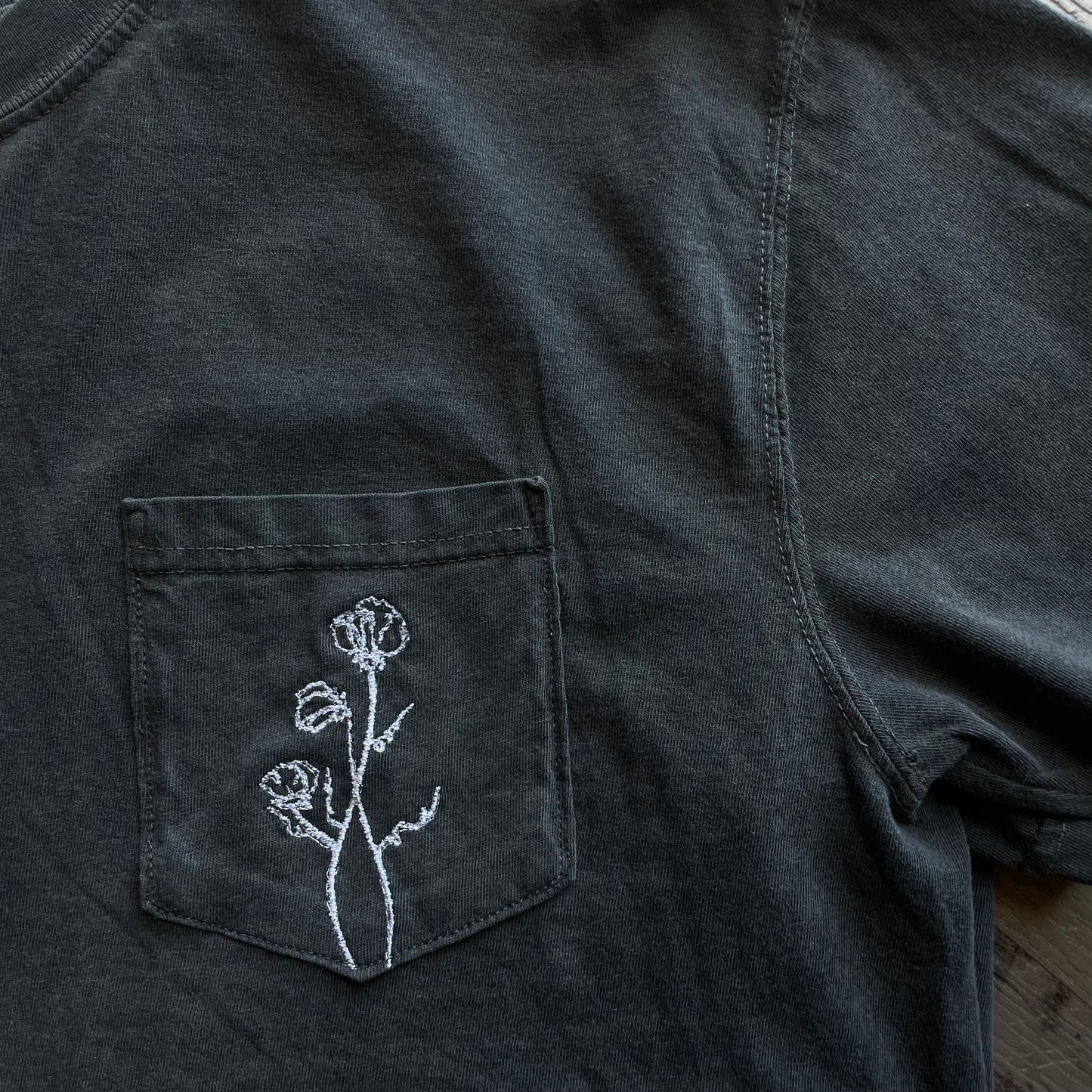 April Sweet Pea Birth Flower Tee