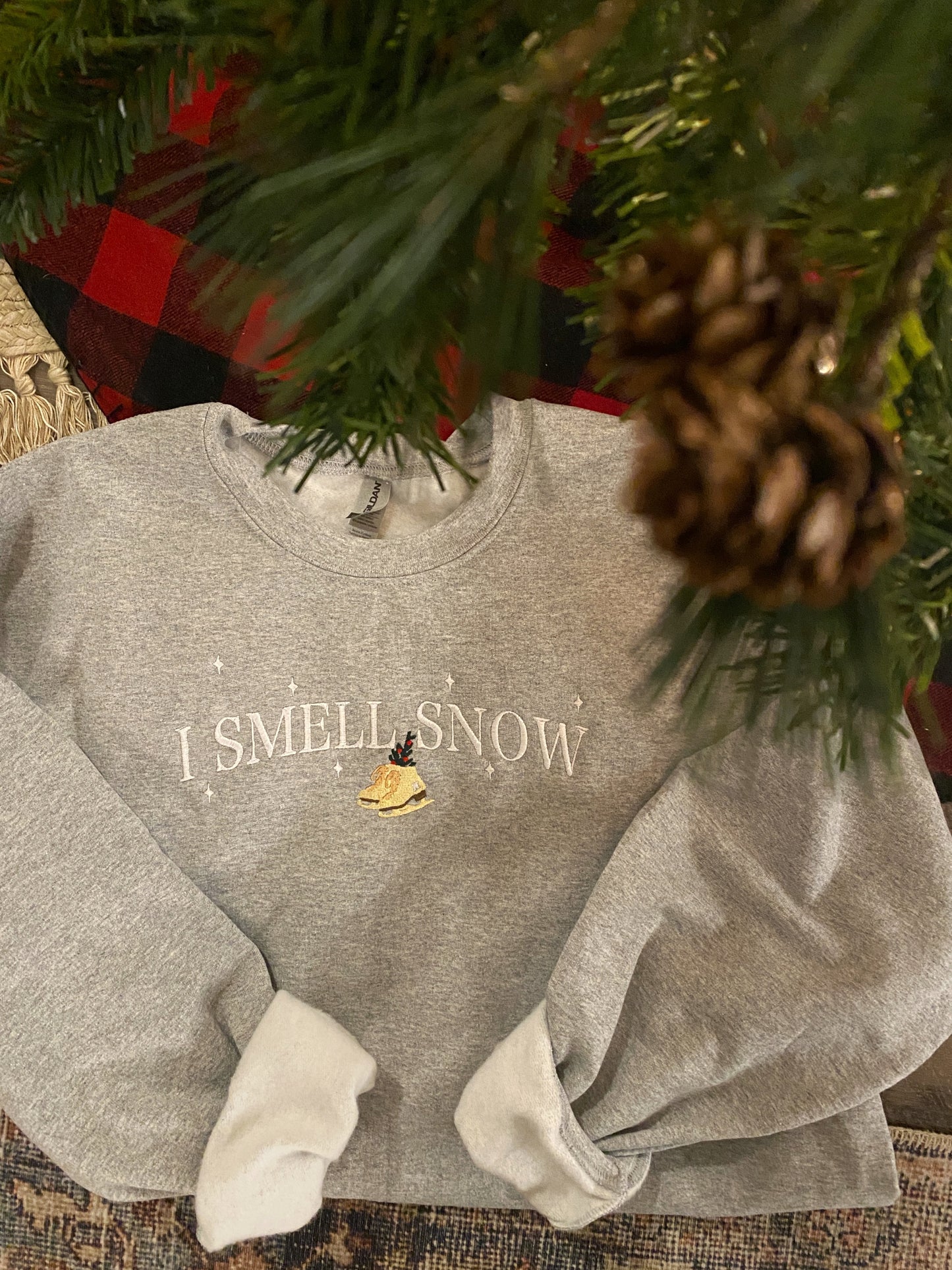 I Smell Snow Embroidered Sweatshirt